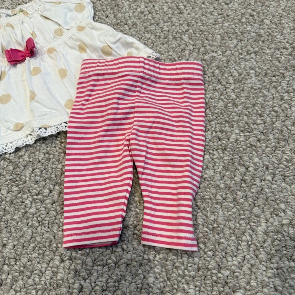 OshKosh Baby Girl Outfit Set Size 0-3M Top &‎ Striped Leggings Cute Infant